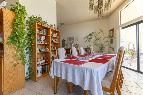 Dining - 16058 Venango, Apple Valley, CA 92307 photo 3 of 6