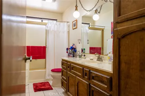 Bath - 16058 Venango, Apple Valley, CA 92307 photo 1 of 6