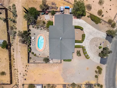 View/Area - 16058 Venango, Apple Valley, CA 92307 photo 4 of 4
