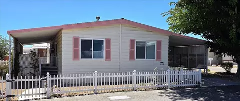 13393 Mariposa Rd #SPC 186, Victorville, CA 92395