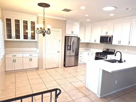 Kitchen - 17886 Robusta, Riverside, CA 92503 photo 10 of 10