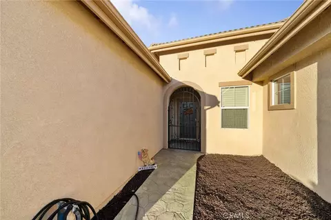 Exterior - 17886 Robusta, Riverside, CA 92503 photo 4 of 5