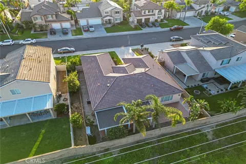 View/Area - 17886 Robusta, Riverside, CA 92503 photo 3 of 5