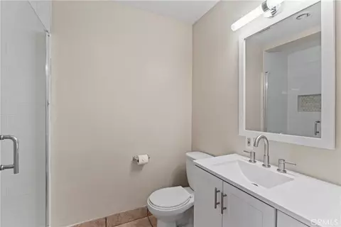 Bath - 3090 Panorama Rd #A, Riverside, CA 92506 photo 1 of 2