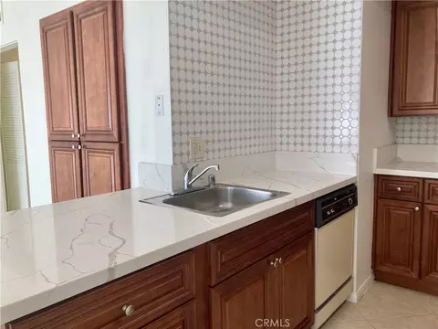 Kitchen - 139 E Cypress, Redlands, CA 92373 photo 3 of 3