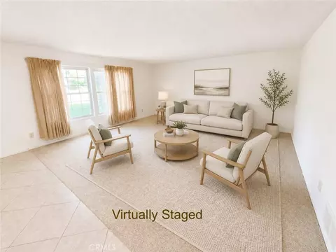 Living - 139 E Cypress, Redlands, CA 92373 photo 3 of 8