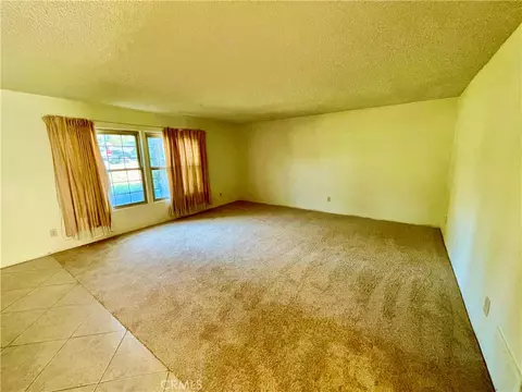 139 E Cypress, Redlands, CA 92373 photo 4