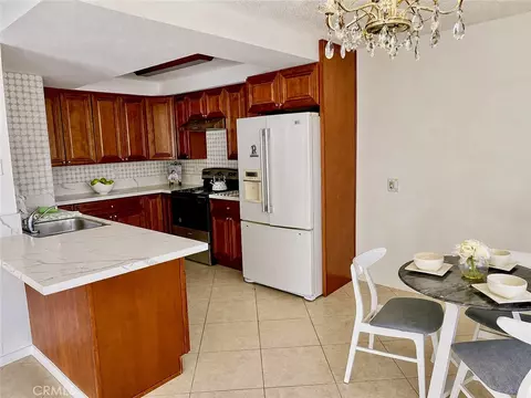 Kitchen - 139 E Cypress, Redlands, CA 92373 photo 1 of 3