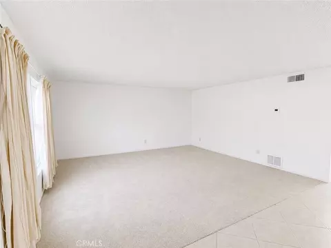 Living - 139 E Cypress, Redlands, CA 92373 photo 2 of 8