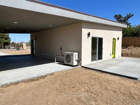 Exterior - 7374 Olympic Rd, Joshua Tree, CA 92252 photo 7 of 9