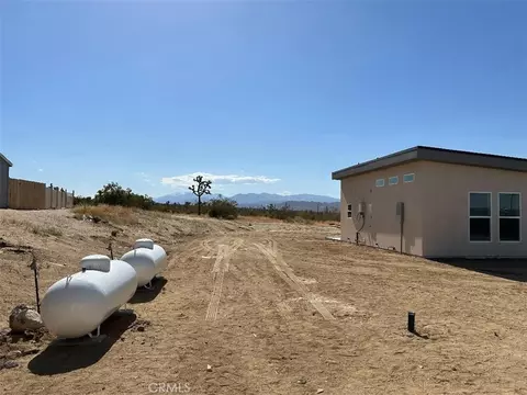 Exterior - 7374 Olympic Rd, Joshua Tree, CA 92252 photo 9 of 9