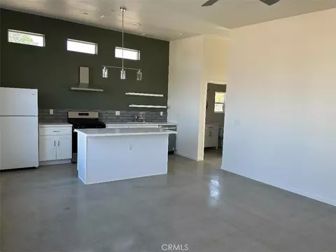 Kitchen - 7374 Olympic Rd, Joshua Tree, CA 92252 photo 2 of 6