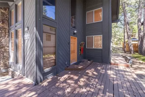 Exterior - 649 St Moritz, Big Bear Lake, CA 92315 photo 3 of 10