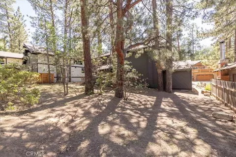 Exterior - 649 St Moritz, Big Bear Lake, CA 92315 photo 9 of 10