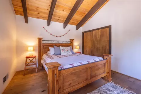Bedroom - 649 St Moritz, Big Bear Lake, CA 92315 photo 8 of 11