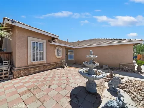 11136 Rosedale, Adelanto, CA 92301 photo 3