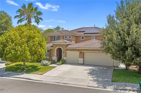 6442 Gold Dust St, Eastvale, CA 92880