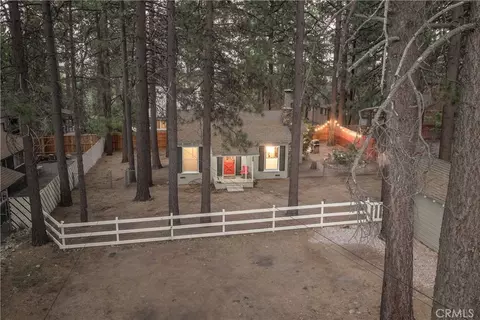 Exterior - 541 Timber Ln, Big Bear Lake, CA 92315 photo 1 of 8
