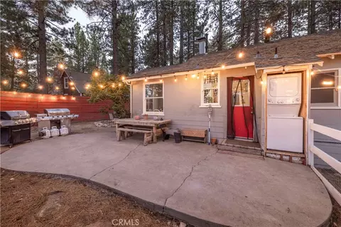 Exterior - 541 Timber Ln, Big Bear Lake, CA 92315 photo 2 of 8