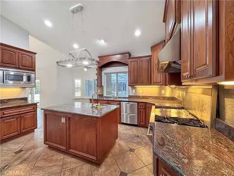 Kitchen - 875 Clark, Riverside, CA 92501 photo 3 of 9