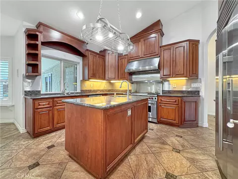 Kitchen - 875 Clark, Riverside, CA 92501 photo 4 of 9