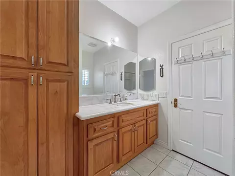 Bath - 875 Clark, Riverside, CA 92501 photo 2 of 6