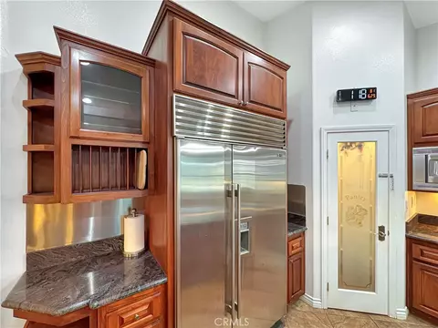 Kitchen - 875 Clark, Riverside, CA 92501 photo 5 of 9