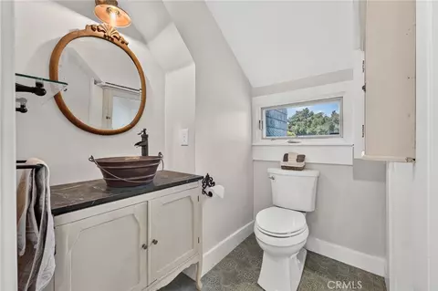 Bath - 1056 San Jacinto, Redlands, CA 92373 photo 5 of 7