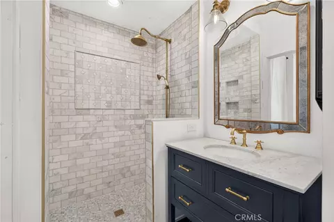 Bath - 1056 San Jacinto, Redlands, CA 92373 photo 7 of 7