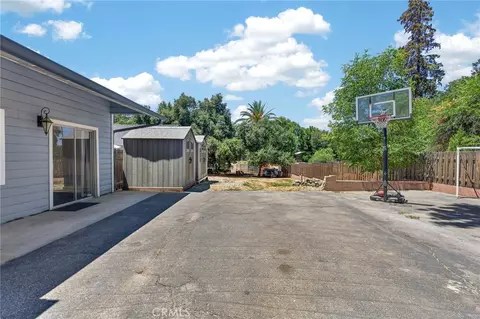 Exterior - 1056 San Jacinto, Redlands, CA 92373 photo 14 of 19