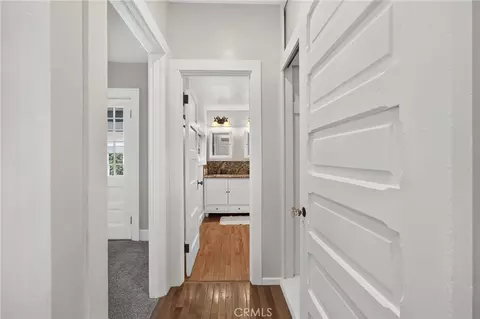 Entry Way - 1056 San Jacinto, Redlands, CA 92373 photo 5 of 9