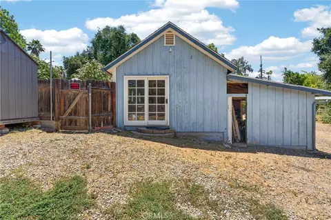 Exterior - 1056 San Jacinto, Redlands, CA 92373 photo 17 of 19