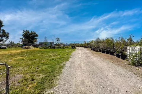 14664 Walters, Eastvale, CA 92880 photo 3