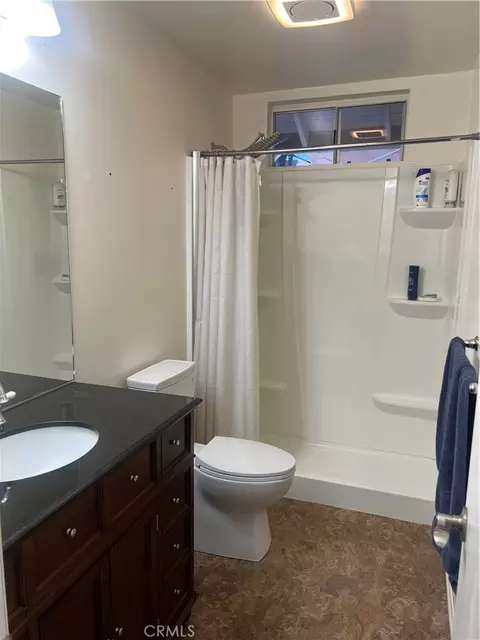 Bath - 35082 Rachel Ln, Yucaipa, CA 92399 photo 1 of 3