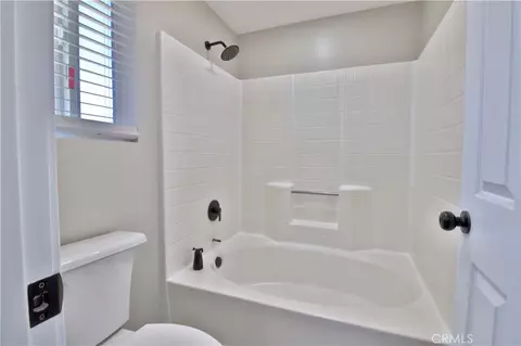 Bath - 40570 159th St E, Lancaster, CA 93535 photo 5 of 5