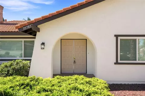 35785 Date Ave, Yucaipa, CA 92399 photo 6