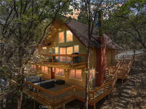 Exterior - 1308 Sequoia, Lake Arrowhead, CA 92352 photo 2 of 12