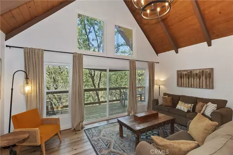 Living - 1308 Sequoia, Lake Arrowhead, CA 92352 photo 4 of 9