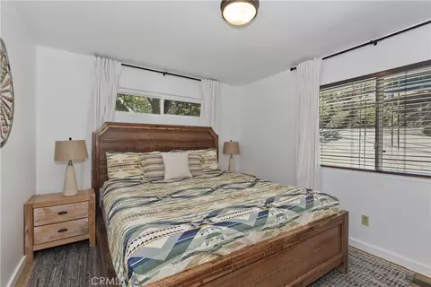 Bedroom - 1308 Sequoia, Lake Arrowhead, CA 92352 photo 1 of 9