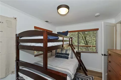 Bedroom - 1308 Sequoia, Lake Arrowhead, CA 92352 photo 9 of 9
