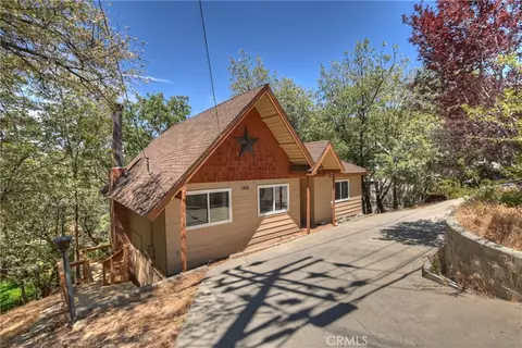 Exterior - 1308 Sequoia, Lake Arrowhead, CA 92352 photo 3 of 12