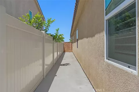 Entry Way - 7640 Sweet Ranch Cir, Riverside, CA 92507 photo 2 of 2