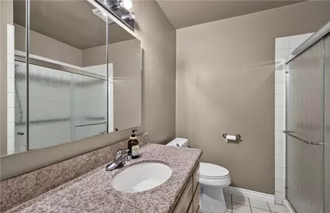 Bath - 21 W Hilton Ave, Redlands, CA 92373 photo 5 of 6