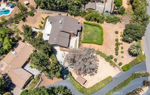 View/Area - 21 W Hilton Ave, Redlands, CA 92373 photo 3 of 3