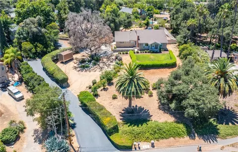 View/Area - 21 W Hilton Ave, Redlands, CA 92373 photo 1 of 3