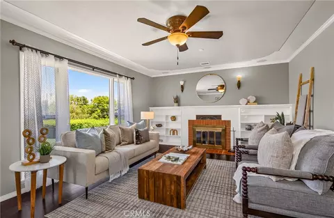 Living - 21 W Hilton Ave, Redlands, CA 92373 photo 1 of 2