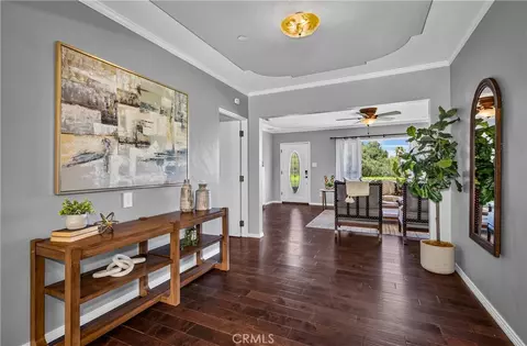 Entry Way - 21 W Hilton Ave, Redlands, CA 92373 photo 1 of 2