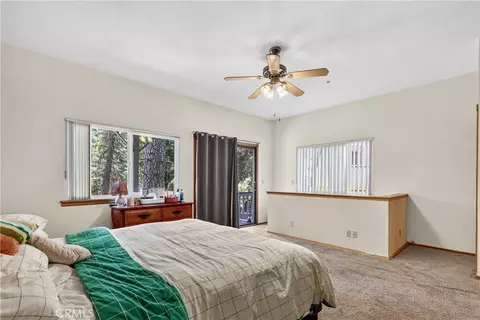 Bedroom - 1039 Lausanne, Crestline, CA 92325 photo 3 of 6