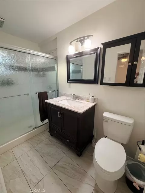 Bath - 8 Dale, Redlands, CA 92373 photo 1 of 3