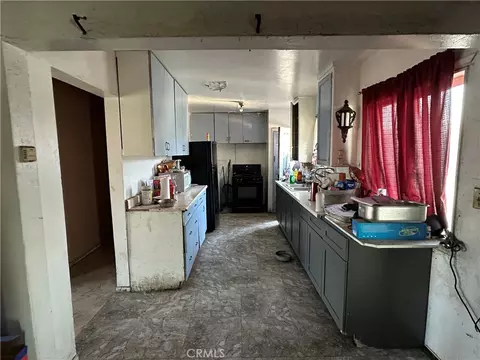 122 E Pioneer Ave, Redlands, CA 92374 photo 6